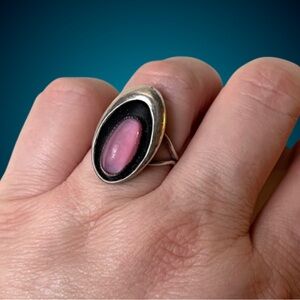 Vintage sterling silver (?) & faux pink moonstone Southwestern style ring